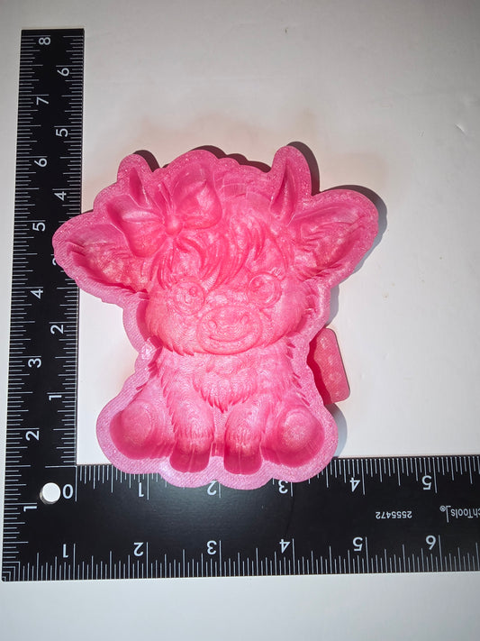 3d baby highland cow with bow silicone freshie mold