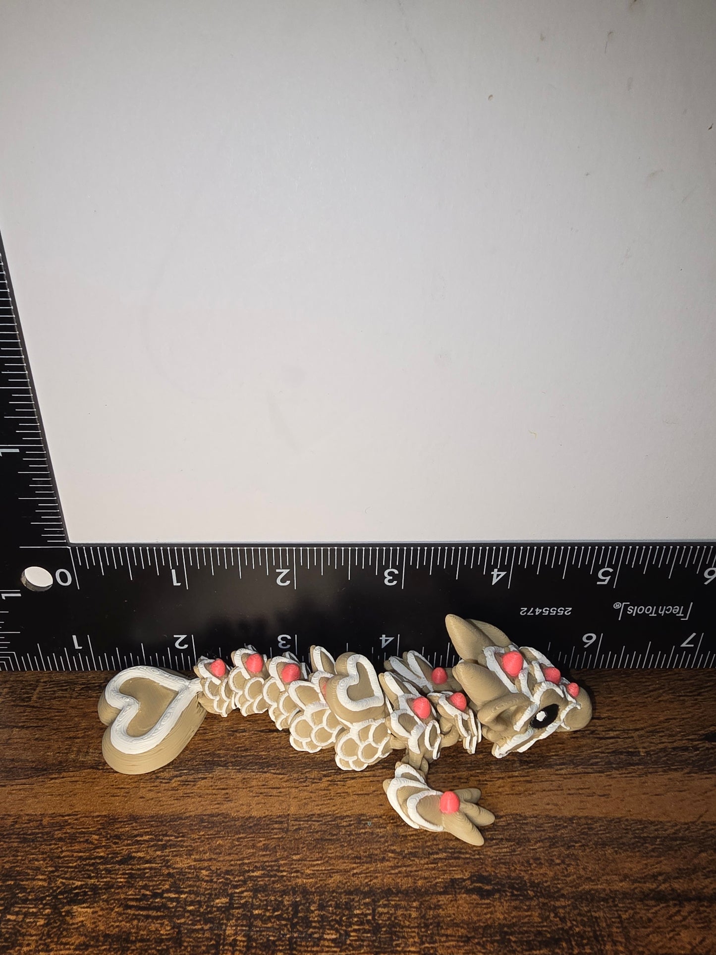 Small Valentine cookie dragon