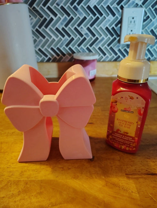 Bow B&BW Soap Holder