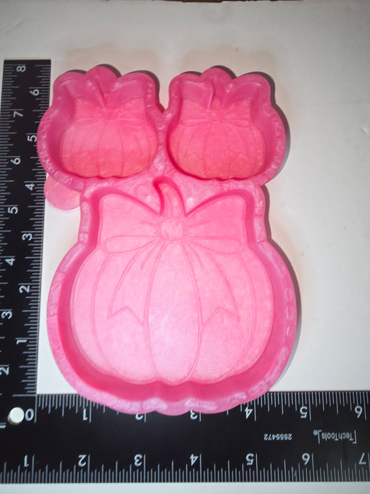 Pumpkin with bow silicone freshie mold set